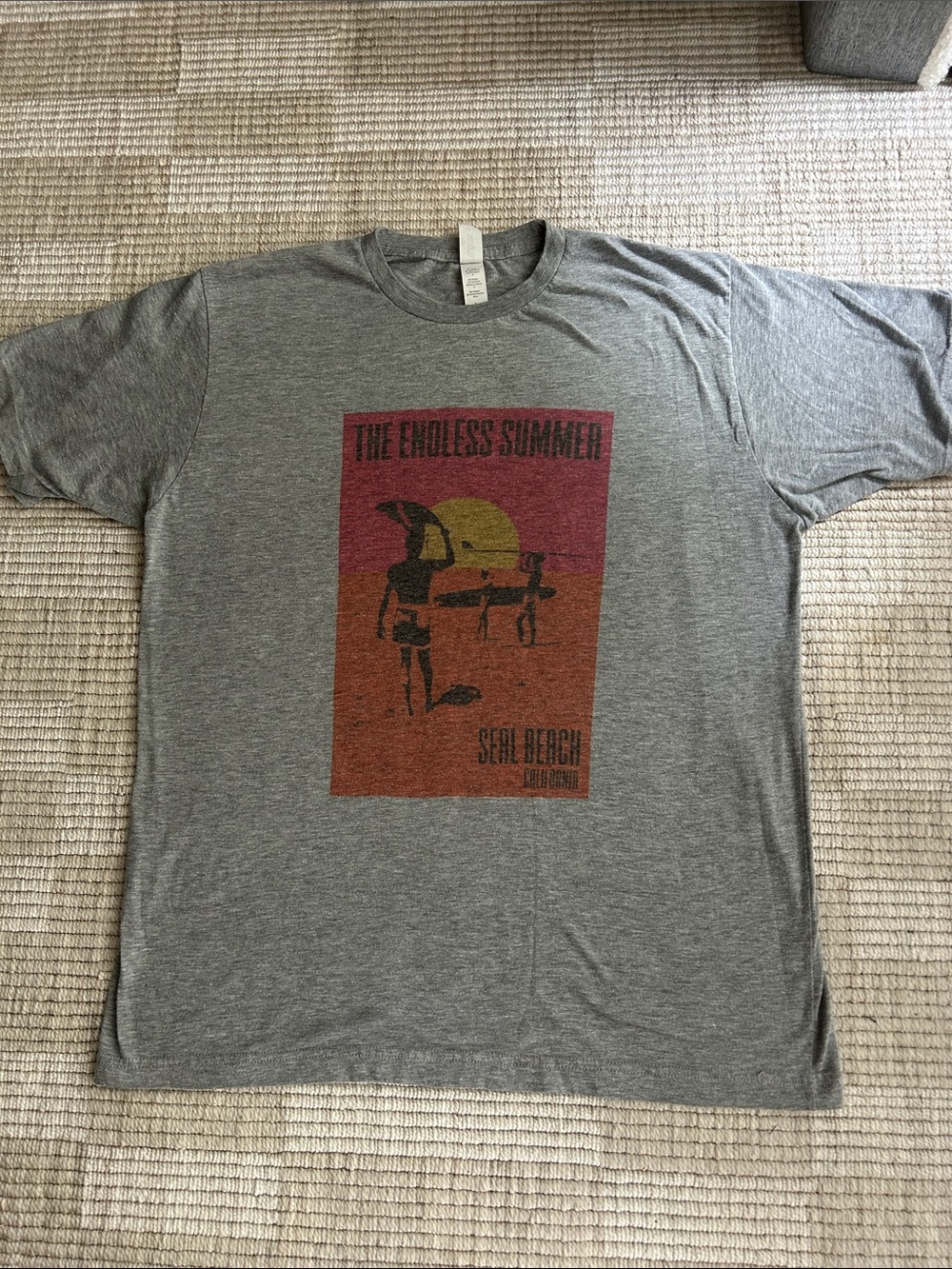 The Endless Summer Graphic Tee - Gray